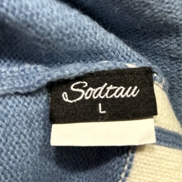 Chic Blue and White Women's Cardigan - Picture 5 of 7